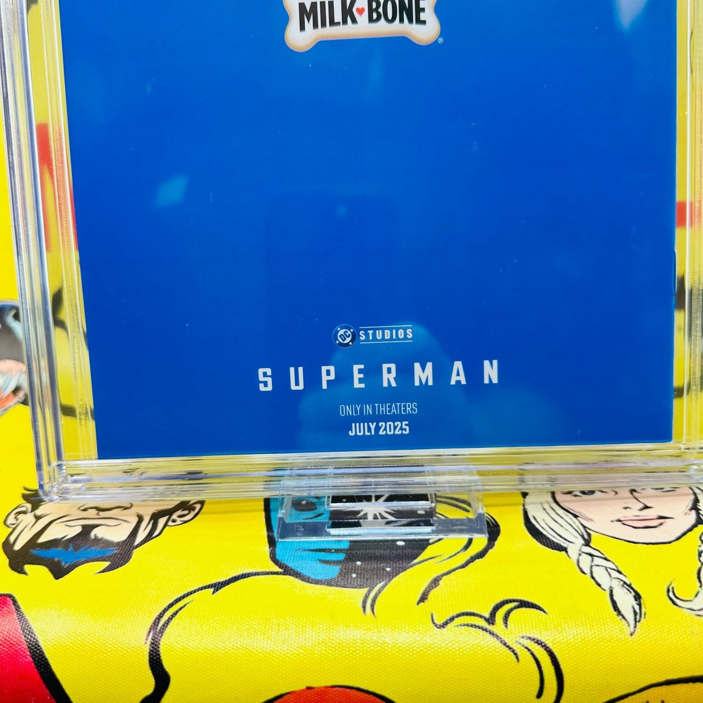 SuperMan #1 A Friendship Unleashed CGC 9.8 Milk Bone Variant Promo Milk-Bone