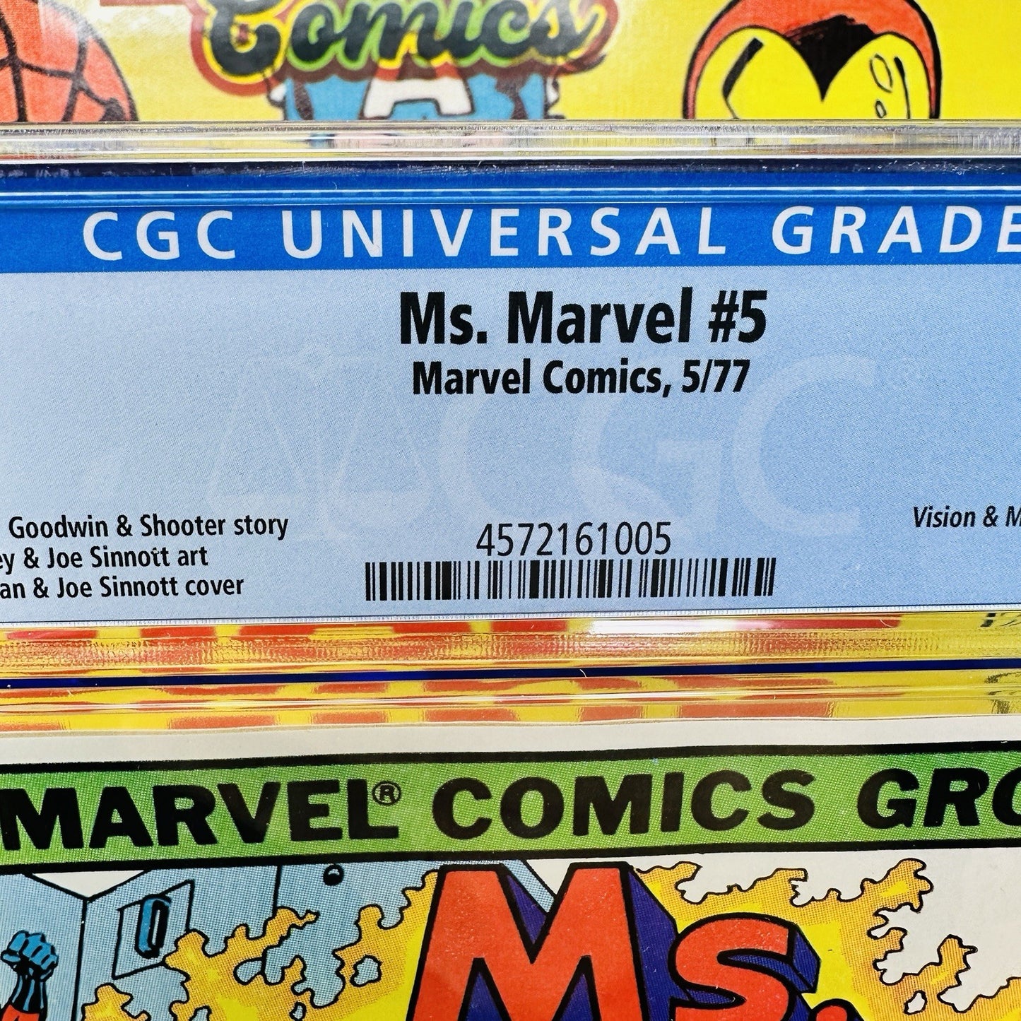 MS. MARVEL #5 CGC 9.8 WHITE PAGES VISION  MODOK APPEARANCE MARVEL 1977