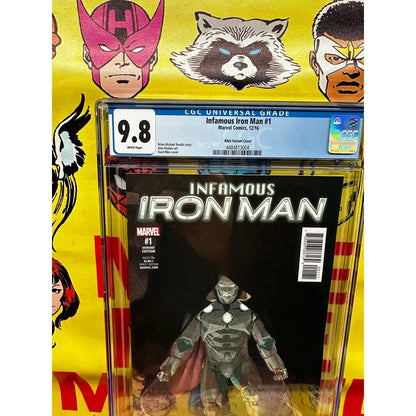 Infamous Iron Man # 1 CGC 9.8 Ribic Variant Dr Doom 2016 Marvel 1:25